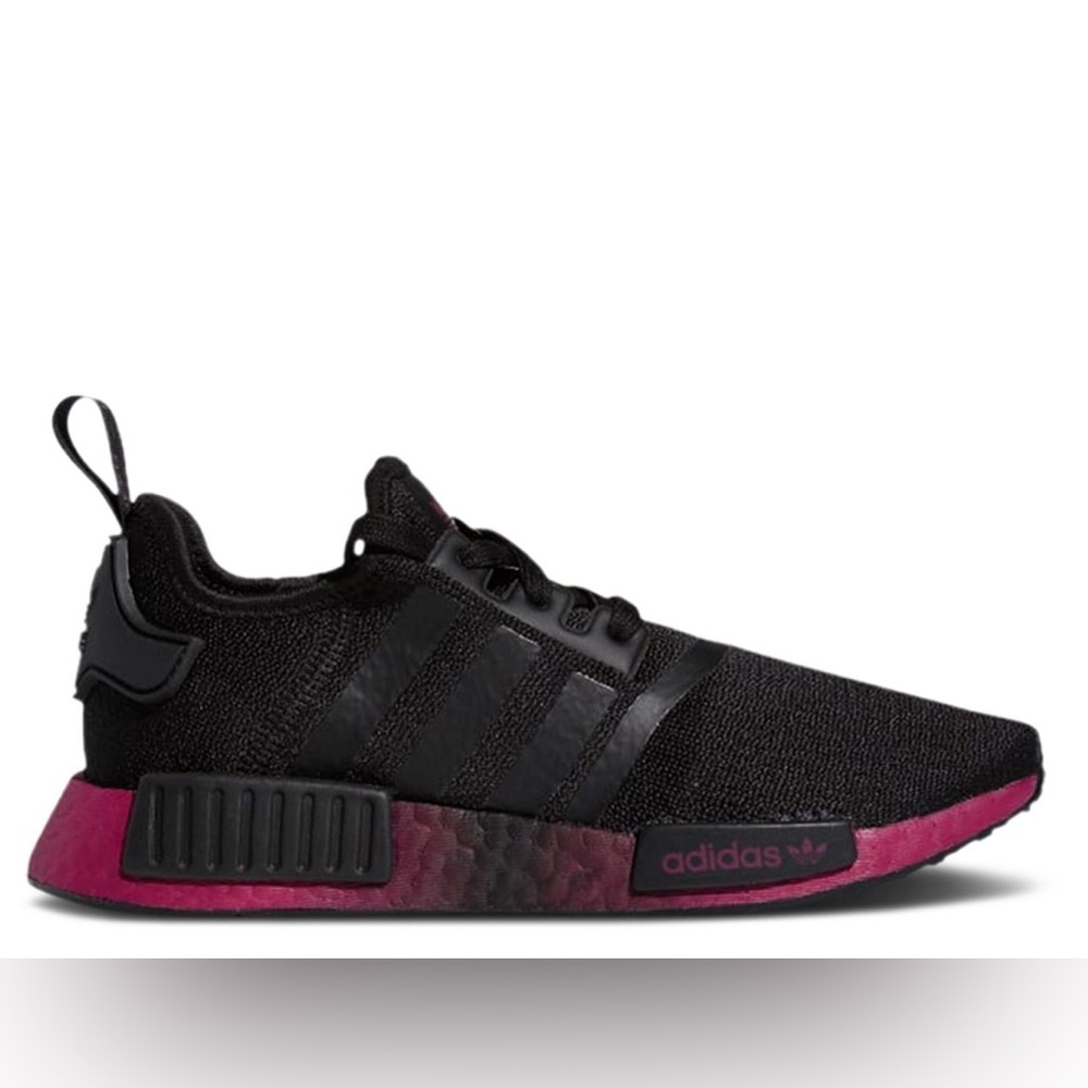 Women’s Nike NMD R1 sneakers